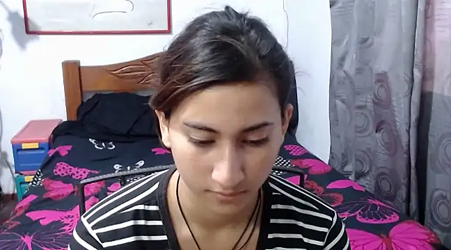 Snapshot of LadyMilk003 chatting on 03/22/25, 02:14 LadyMilk003 online show from 03/22/25, 02:14