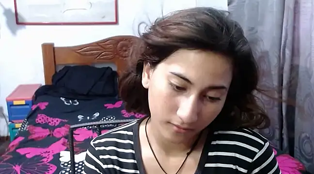 Snapshot of LadyMilk003 chatting on 03/22/25, 05:20 LadyMilk003 online show from 03/22/25, 05:20