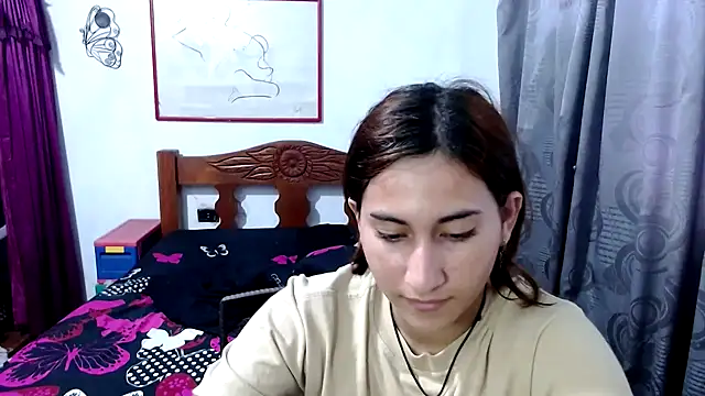 Snapshot of LadyMilk003 chatting on 10/14/25, 03:57 LadyMilk003 online show from 10/14/25, 03:57