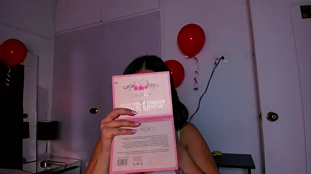 Miaa Garcia online show from 02/14/25, 08:59