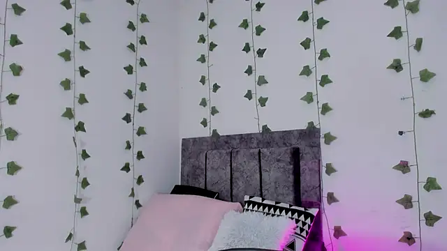 Snapshot of Miaa_Garcia chatting on 07/11/26, 11:06 Miaa Garcia online show from 07/11/26, 11:06