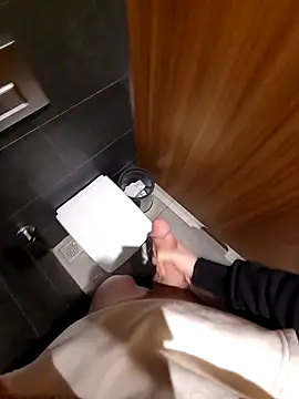 sevvvvsevvvv1 online show from 02/22/26, 01:20