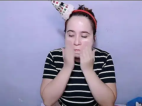 SubLayla01 online show from 03/13/26, 05:52