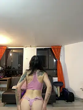 Alicia Ortiiz online show from 12/20/24, 11:47