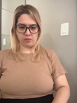 amooraaamoon online show from 02/03/25, 01:19