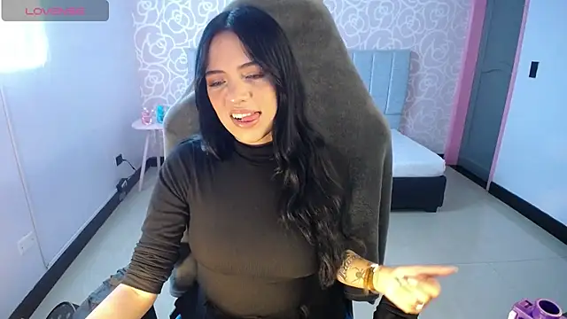 ninfa1 ch online show from 01/18/25, 11:11