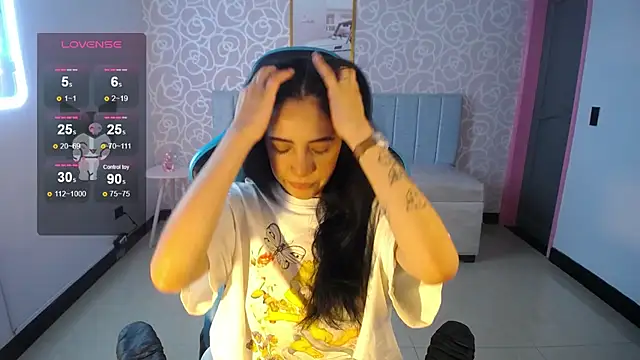 ninfa1 ch online show from 02/03/25, 11:09