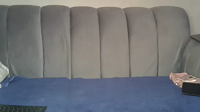 Snapshot of Sexyariahhh chatting on 12/21/25, 09:55 Sexyariahhh online show from 12/21/25, 09:55