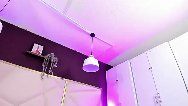 April bowie online show from 03/06/26, 11:28