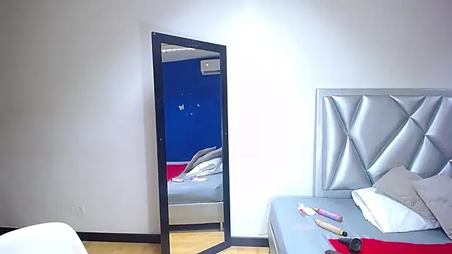 exotic karmella online show from 03/06/25, 08:37