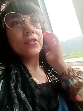 Hellen dumont online show from 12/19/25, 04:36