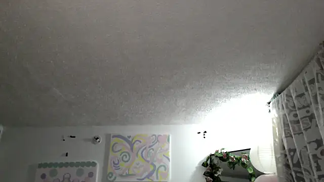 Hellen dumont online show from 04/19/26, 02:33