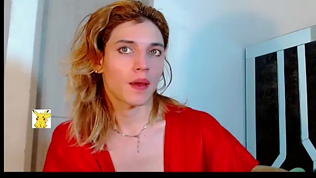 Snapshot of honey_skin chatting on 02/17/25, 11:55 honey skin online show from 02/17/25, 11:55