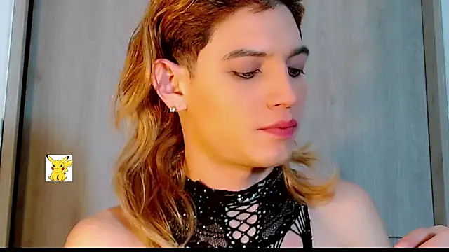 Snapshot of honey_skin chatting on 03/03/25, 03:08 honey skin online show from 03/03/25, 03:08