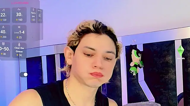 Snapshot of honey_skin chatting on 10/07/25, 02:58 honey skin online show from 10/07/25, 02:58