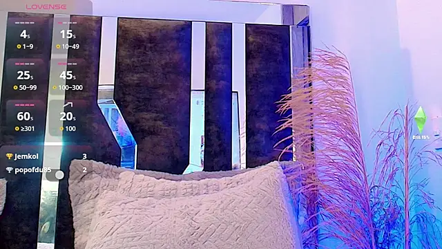 Snapshot of honey_skin chatting on 11/03/25, 01:34 honey skin online show from 11/03/25, 01:34