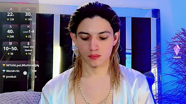 Snapshot of honey_skin chatting on 11/05/25, 04:23 honey skin online show from 11/05/25, 04:23