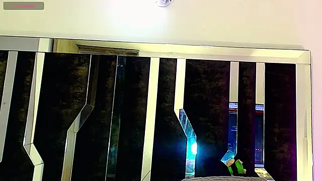 honey skin online show from 03/29/26, 06:57