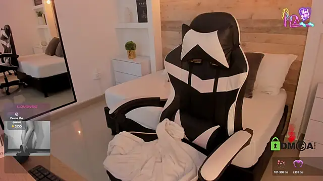 candy summer28 online show from 02/18/26, 07:32