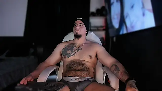 kingbear777 online show from 12/24/24, 06:17