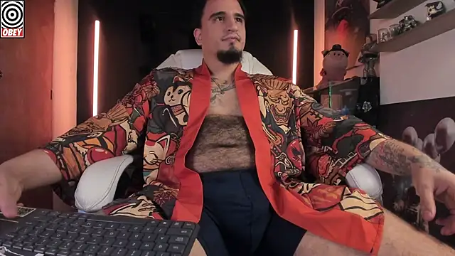 kingbear777 online show from 04/10/26, 03:12