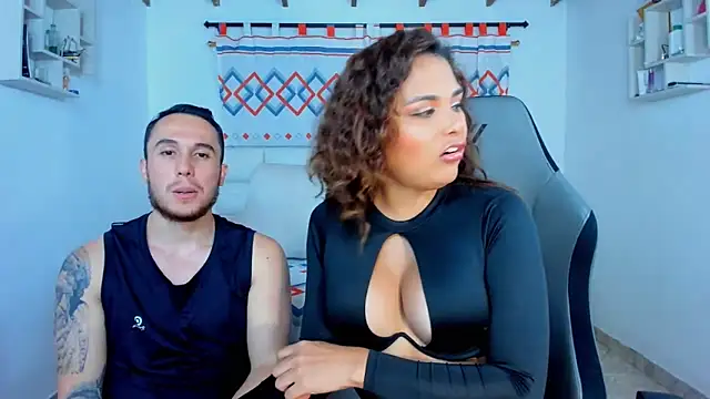 xxx sweet couple  online show from 12/22/24, 07:00