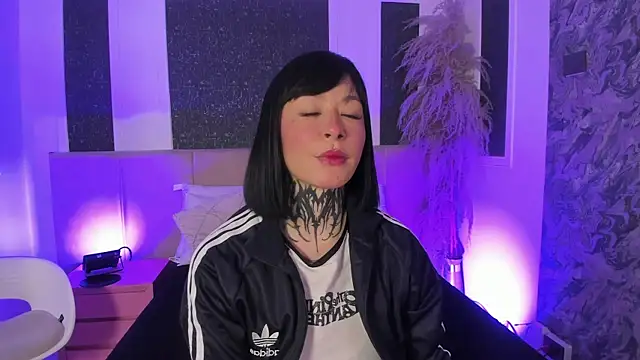 Scolw online show from 12/01/25, 12:54