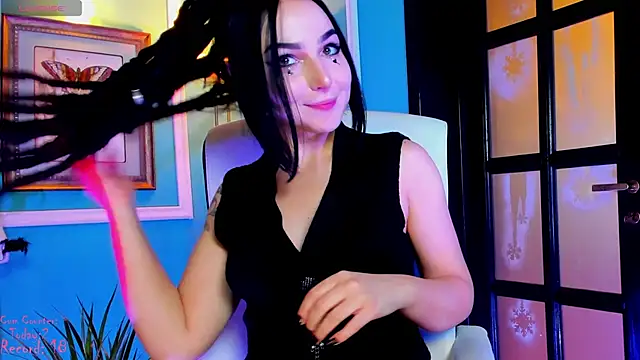 1Munique online show from 02/08/25, 01:54