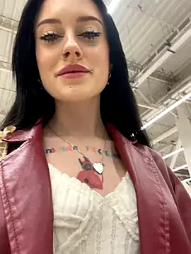 Melissa crazy online show from 12/04/24, 03:21