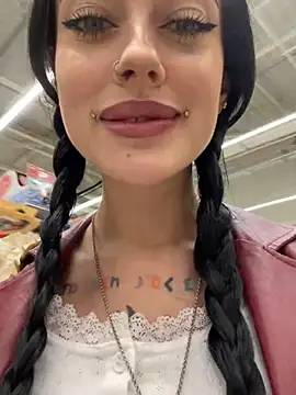 Melissa crazy online show from 03/22/25, 03:09