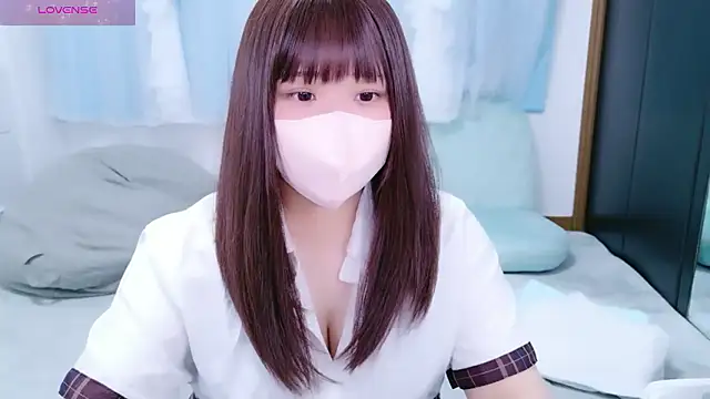 Snapshot of _mirai0917 chatting on 04/29/26, 11:25 mirai0917 online show from 04/29/26, 11:25