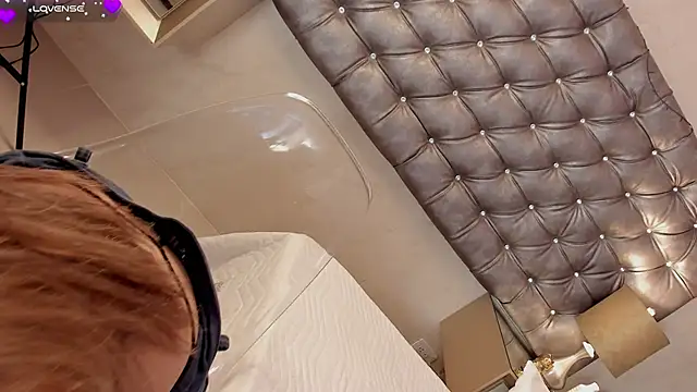 AnnWeltt online show from 01/31/25, 11:56