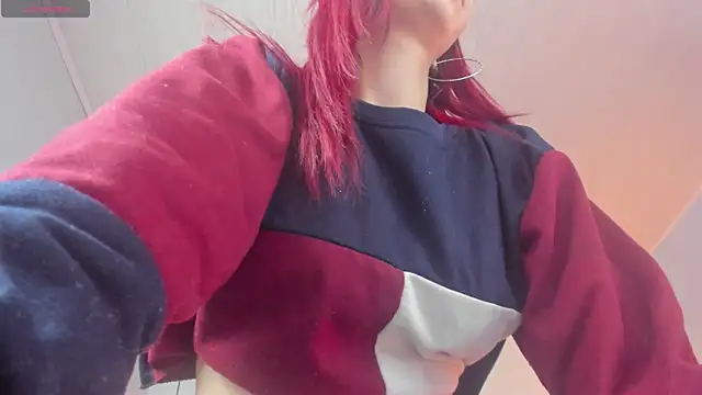 Snapshot of ScarletGV chatting on 01/10/25, 04:33 ScarletGV online show from 01/10/25, 04:33