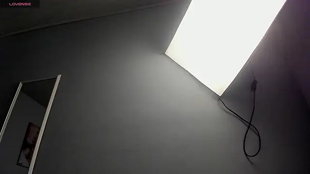 ScarletGV online show from 03/09/26, 05:22