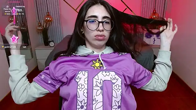 LenaRoses online show from 04/17/26, 05:38