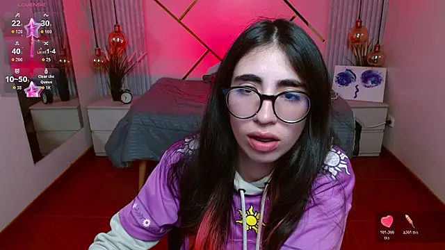 LenaRoses online show from 04/24/26, 08:44