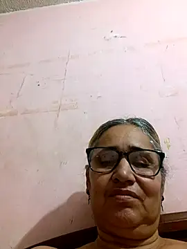  candi online show from 11/29/25, 01:08