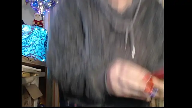 Snapshot of amorelara chatting on 10/06/25, 03:09 amorelara online show from 10/06/25, 03:09