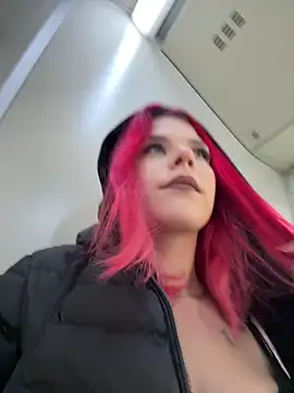 RiriRoseey online show from 02/08/25, 07:59