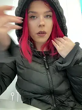 RiriRoseey online show from 02/17/25, 09:24