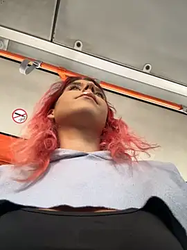 RiriRoseey online show from 09/18/25, 06:48