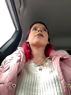 RiriRoseey online show from 12/17/25, 09:15