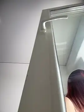 RiriRoseey online show from 01/19/26, 08:40