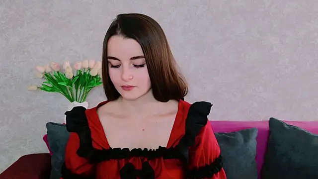 Miss Arwen online show from 11/11/25, 04:01