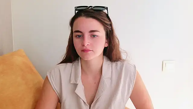 Snapshot of Miss_Arwen chatting on 07/20/26, 06:49 Miss Arwen online show from 07/20/26, 06:49