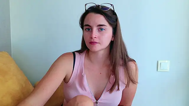 Snapshot of Miss_Arwen chatting on 07/21/26, 12:51 Miss Arwen online show from 07/21/26, 12:51