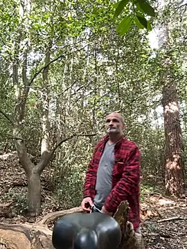 Snapshot of Shyboy817 chatting on 09/21/25, 10:50 Shyboy817 online show from 09/21/25, 10:50