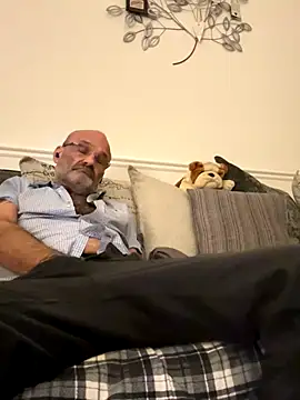 Shyboy817 online show from 11/08/25, 01:39