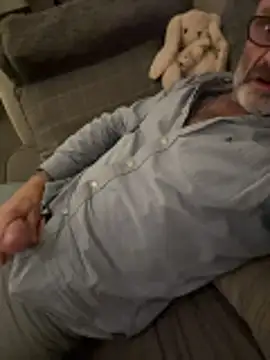 Shyboy817 online show from 12/14/25, 08:24