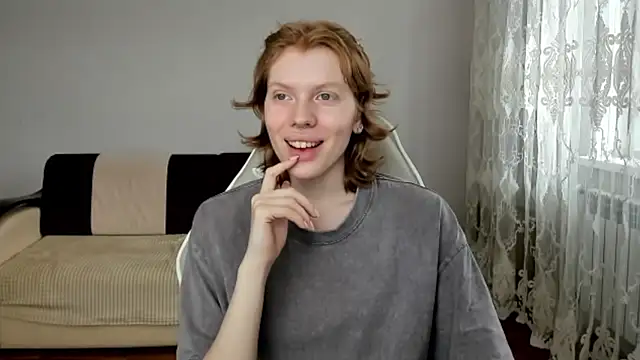 StellaDavis online show from 04/13/26, 11:05